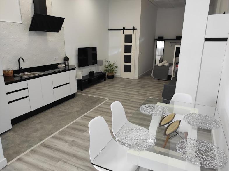 Apartamento Turistico Lyra Baena Exterior foto