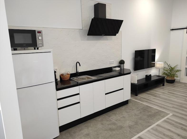 Apartamento Turistico Lyra Baena Exterior foto