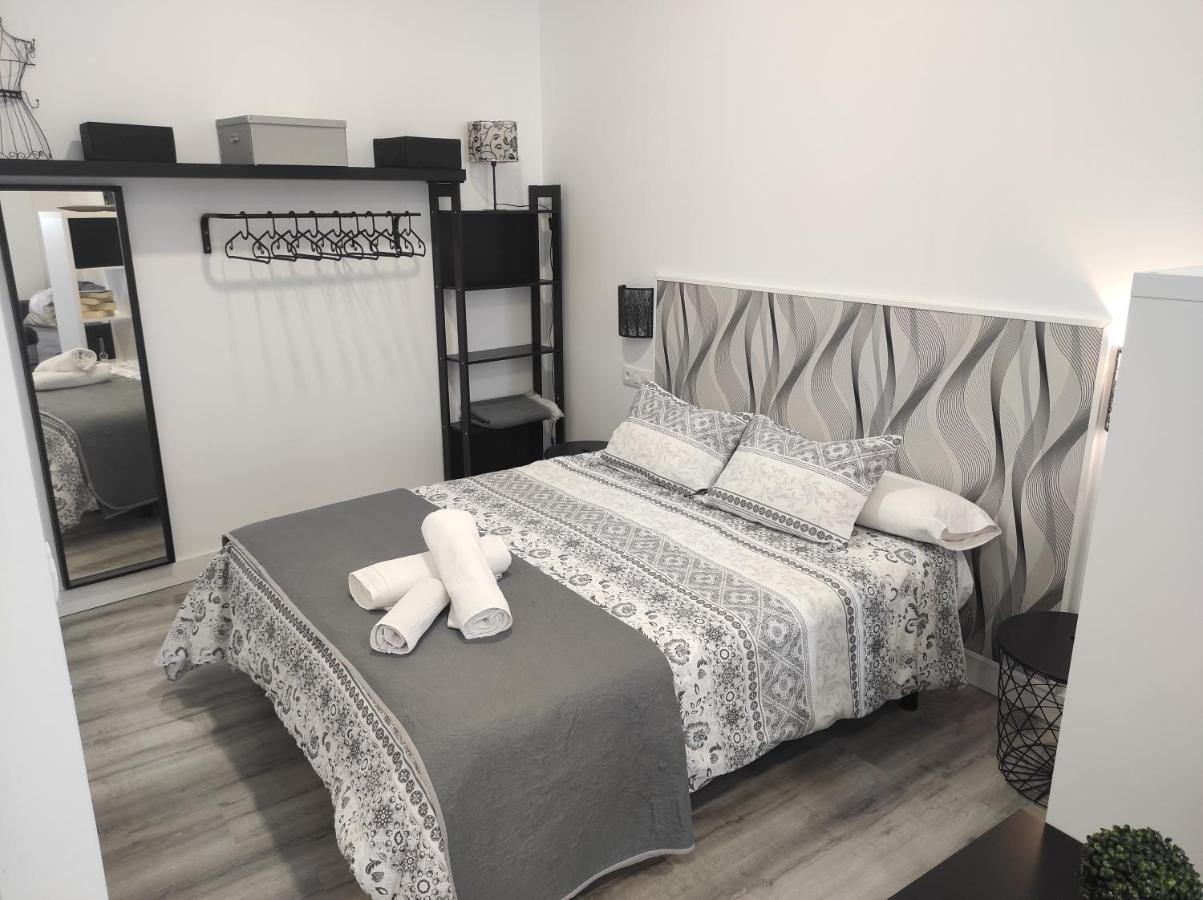 Apartamento Turistico Lyra Baena Exterior foto